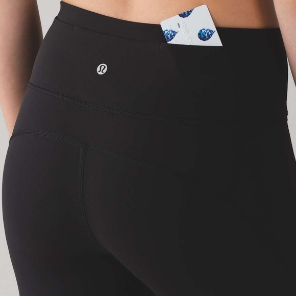 Lululemon Gear Up Crop (17") Black - Picture 2 of 8